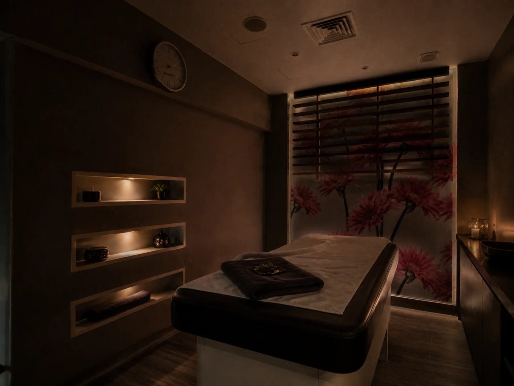 Massage room at Hide Park Spa Abu Dhabi